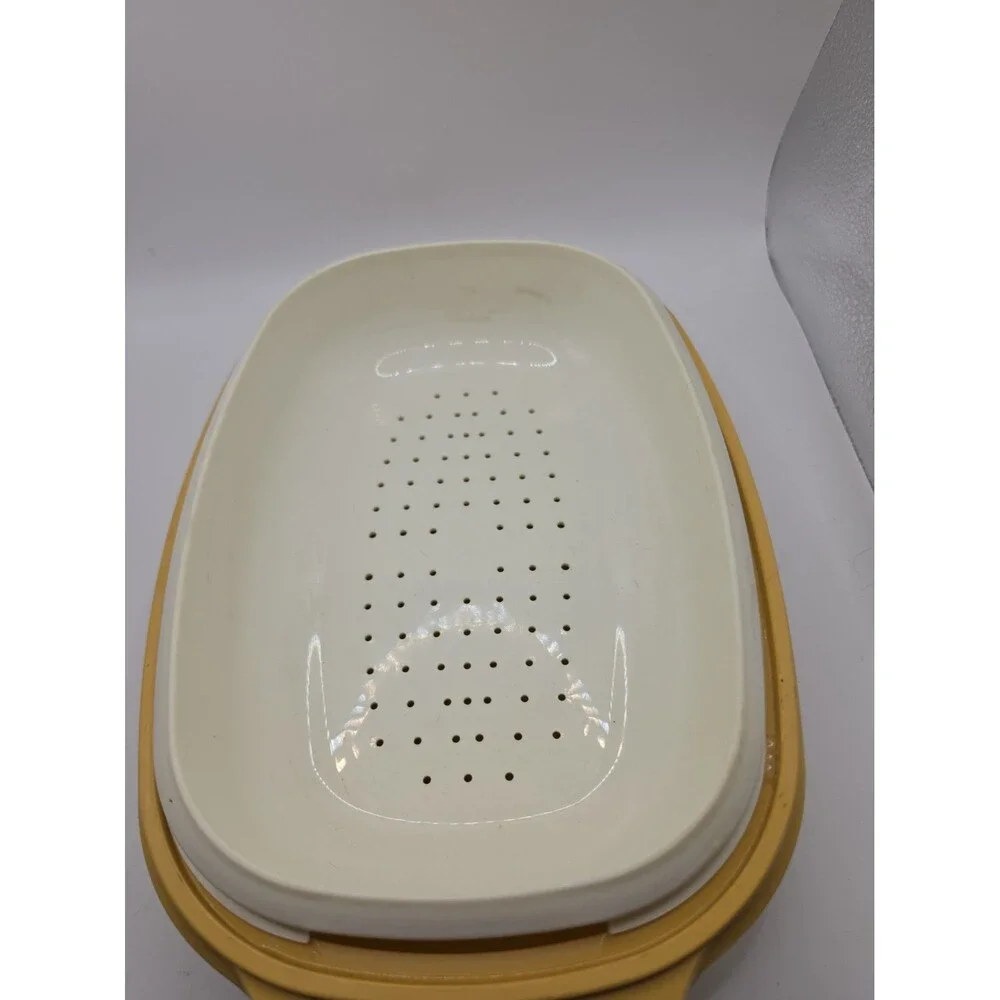 Vintage Tupperware Microwave Vegetable Steamer Set 1273-2 Harvest Gold Complete.
